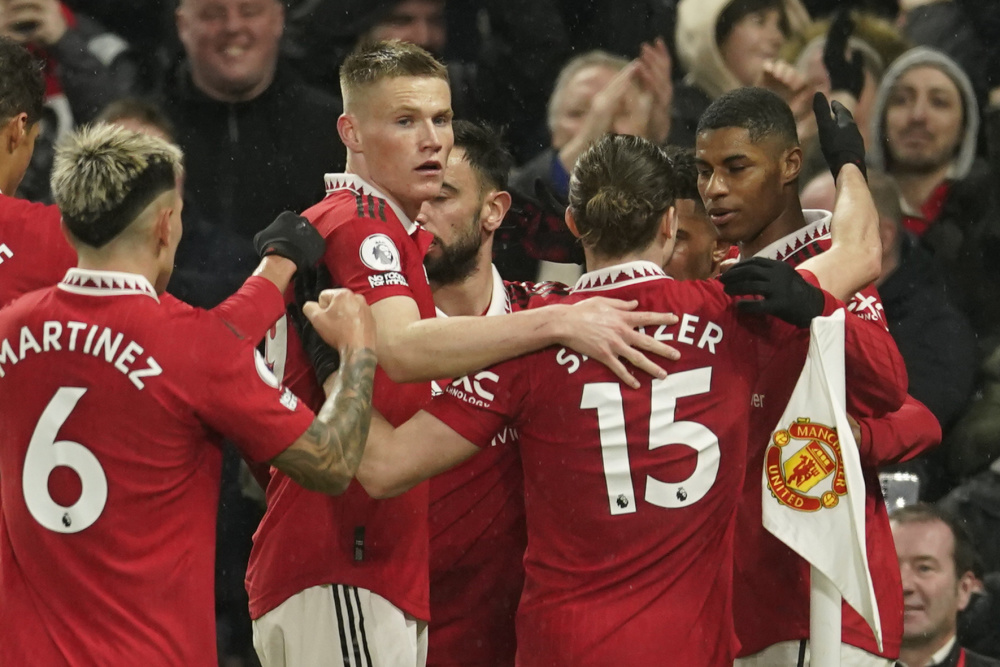 年轻前锋的 年轻前锋的